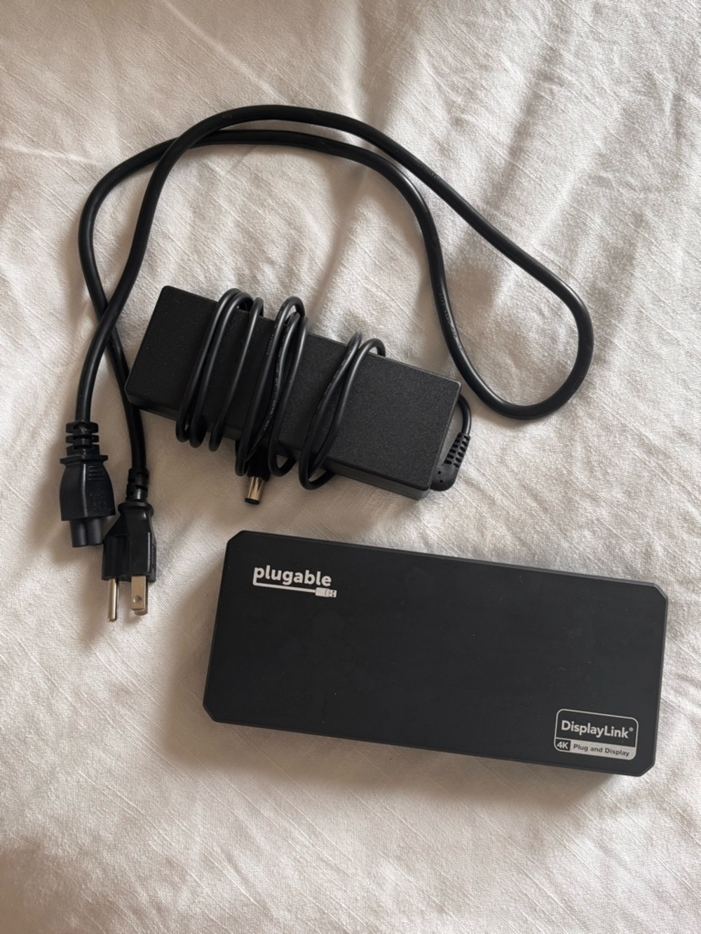 Plugable DisplayLink 4K Docking Station - Black